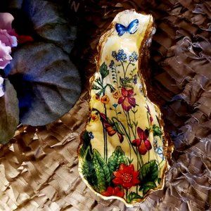 FREE SHIPPING! Handcrafted Oyster Shell Art Dish.